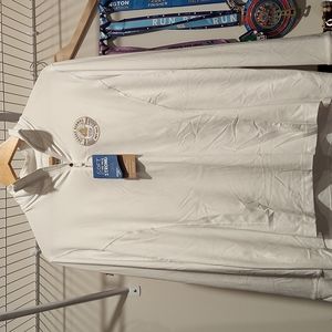 Team Brooks Running Mock Neck long-sleeved pull over.